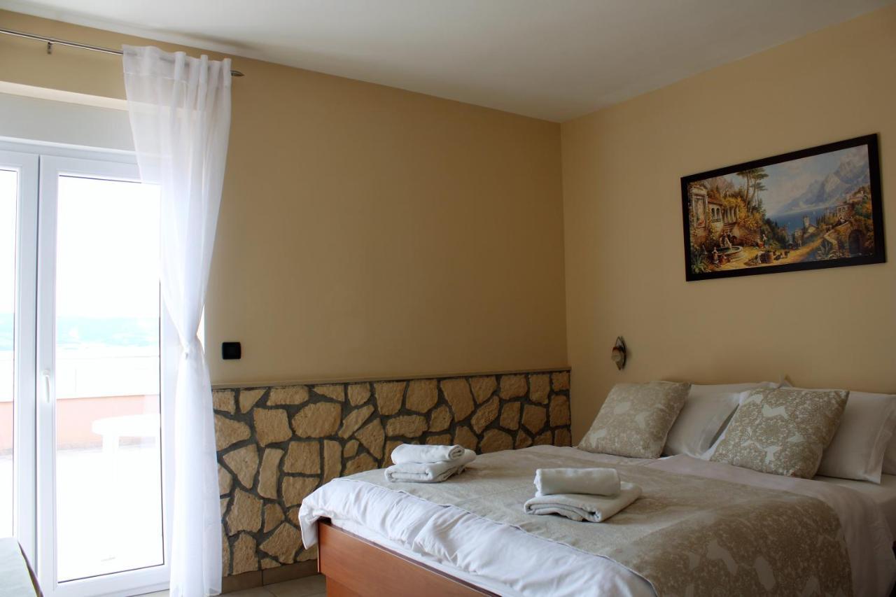 Dalmacija Bed and Breakfast Omiš Buitenkant foto