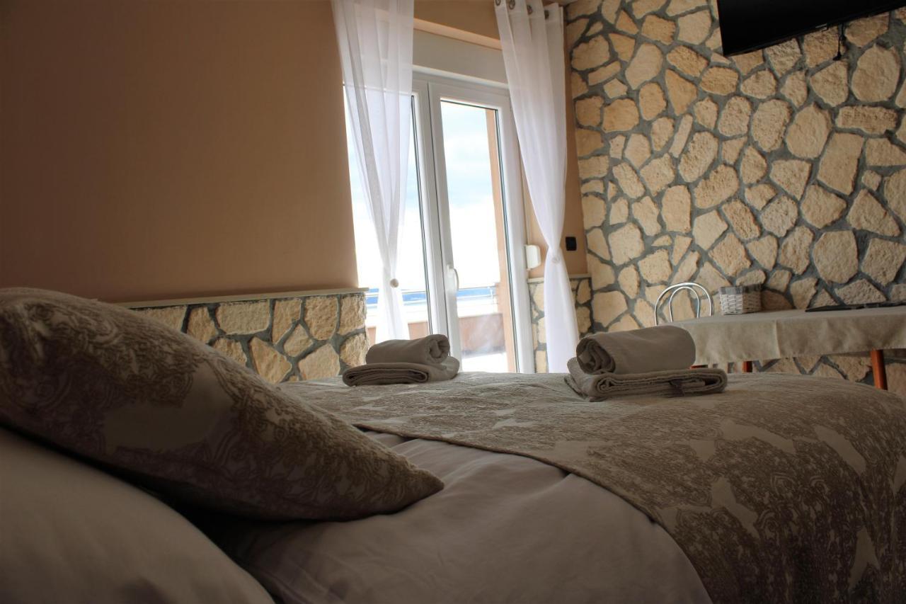 Dalmacija Bed and Breakfast Omiš Buitenkant foto