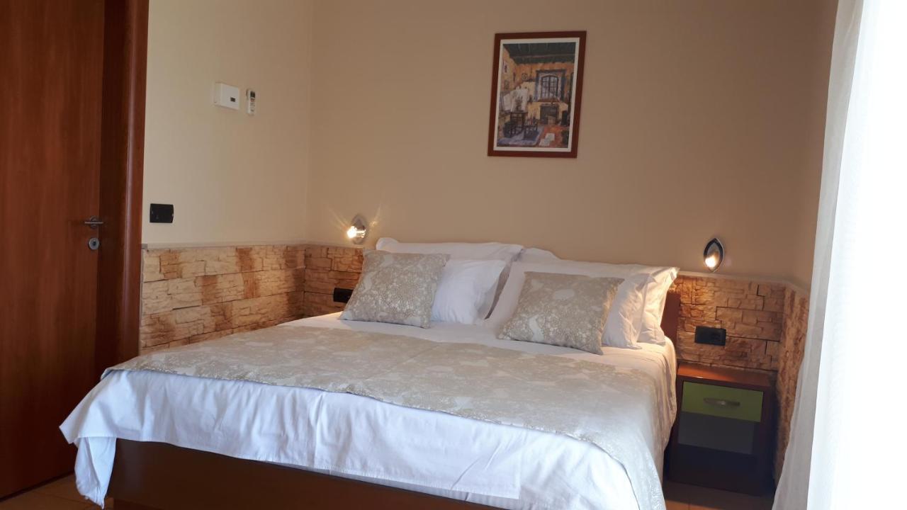 Dalmacija Bed and Breakfast Omiš Buitenkant foto